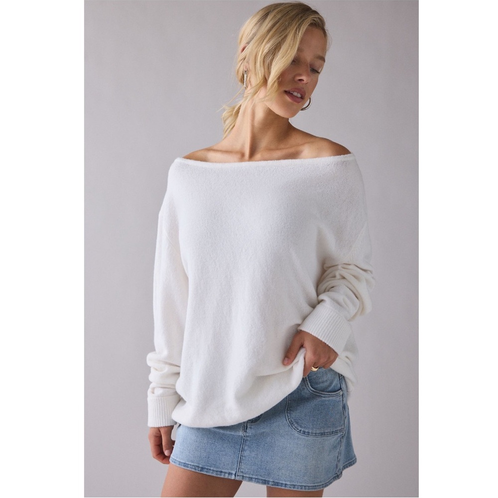 ✨NWT✨ UO Nola Oversized Off-The-Shoulder Sweater - White - Size M